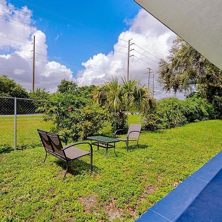 2 Bedroom House Minutes From Beach And Casino Db1 Dania Beach Exterior photo
